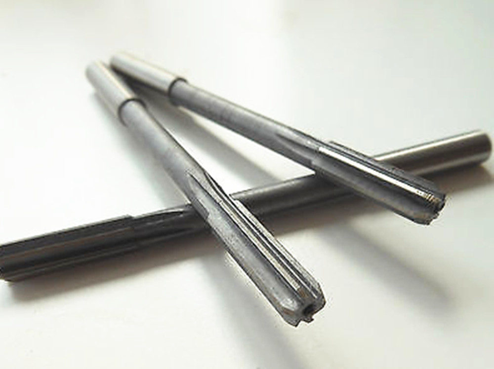 New 1pc 7.85mm Carbide Tip Straight Shank Reamer