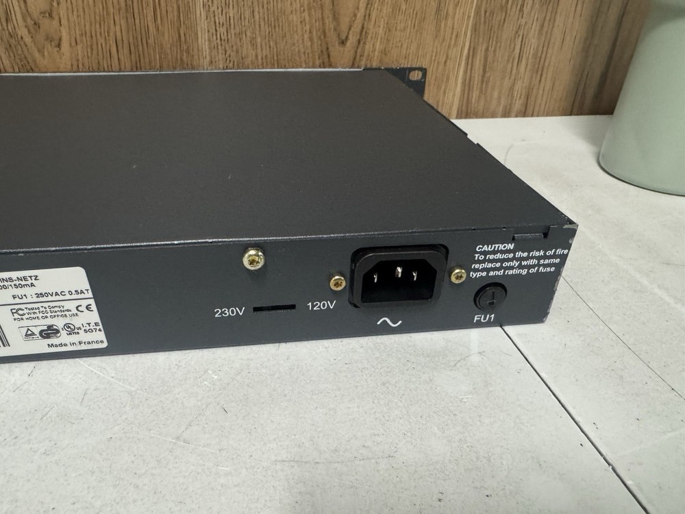 MGE UPS MultiSlot Network Card 5102921300 Rack Mount Interface