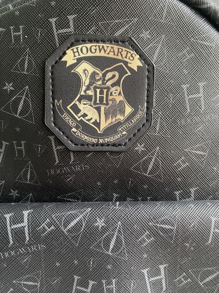 Hogwarts Harry Potter Wizarding World Small Backpack Brown New With Tags
