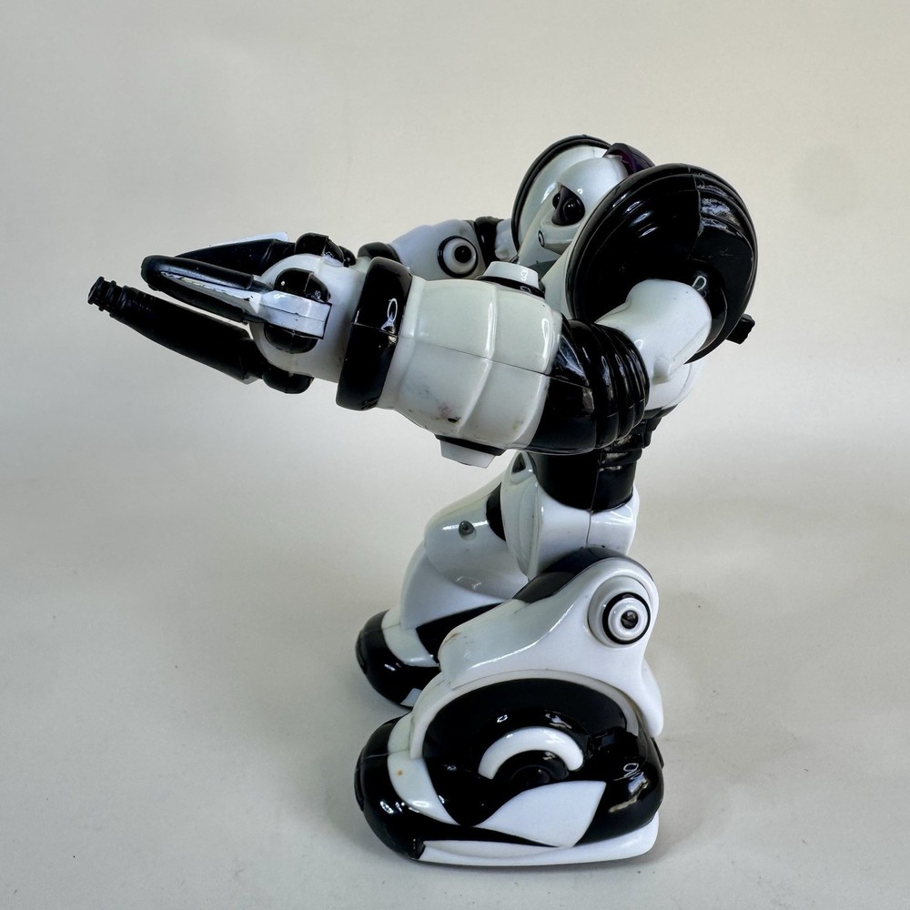 WowWee Robosapien Mini 7” Robot White Black Interactive No Remote 2004