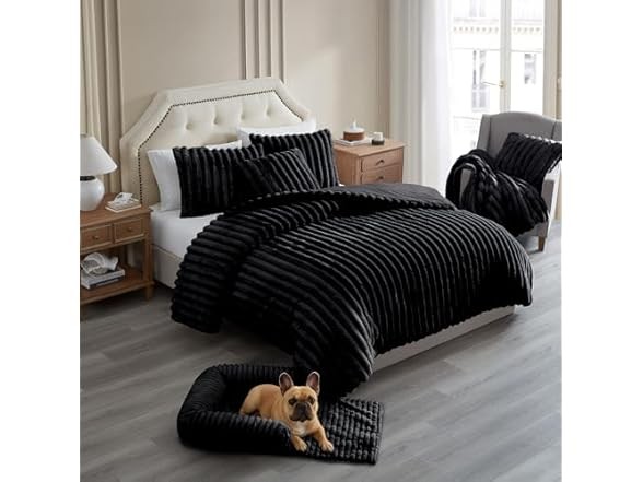 Riverbrook Home Everett Long Sofa-Style Pet Bed, Black, Small