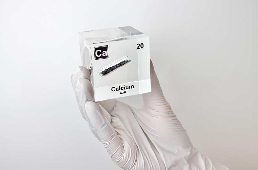 Calcium Element Cube