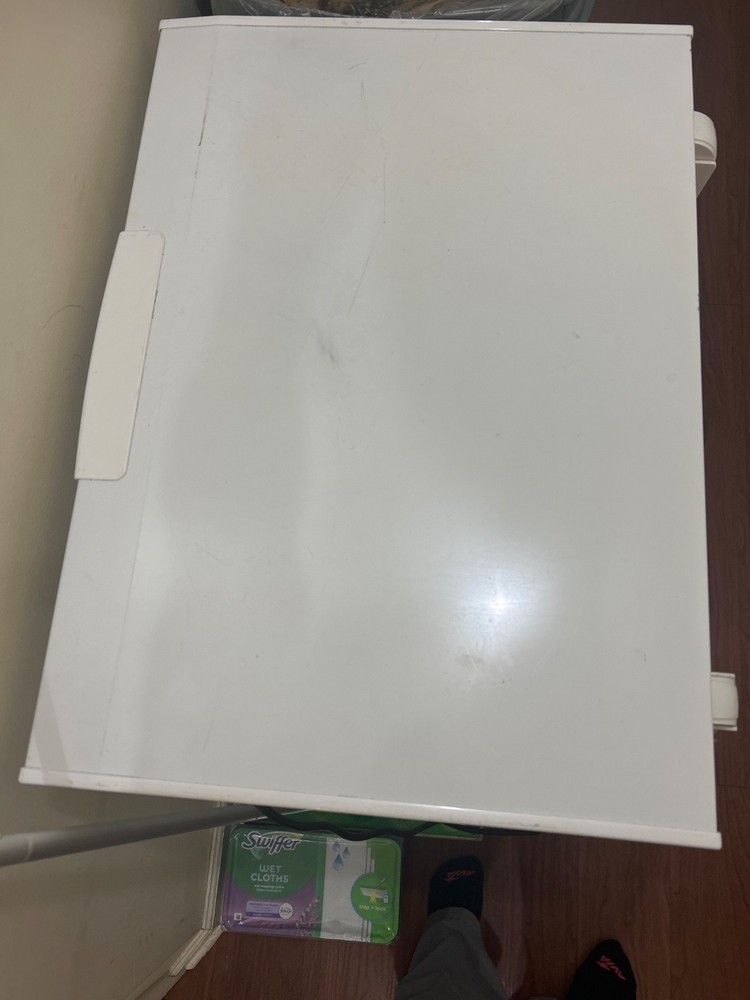 Hisense Deep freezer. medium