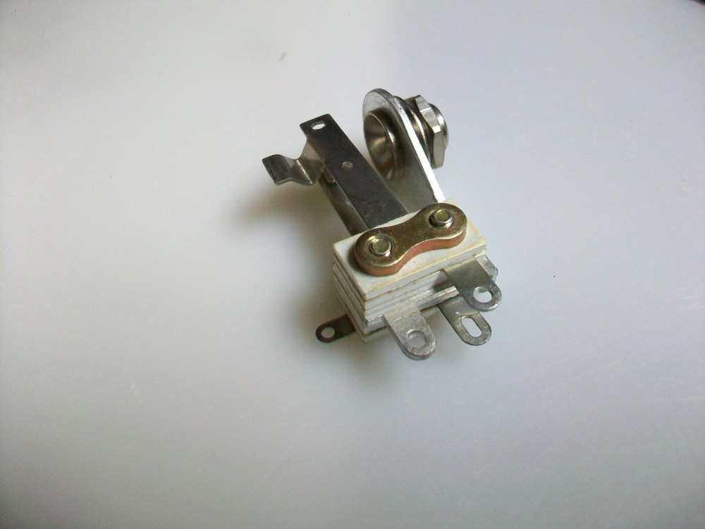 SWITCHCRAFT MIL SPEC 1/4" RIGHT ANGLE STEREO JACK