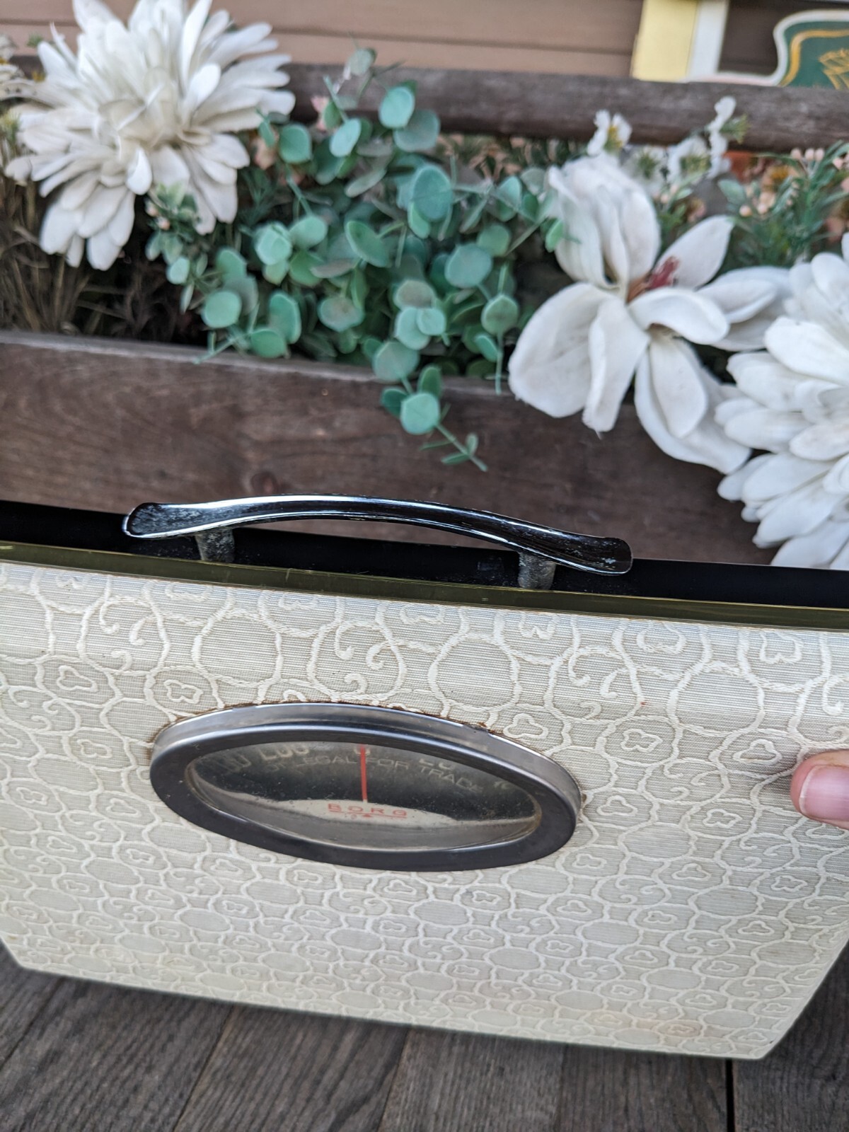 Vintage MCM BORG Beige/Gold Bathroom Scale