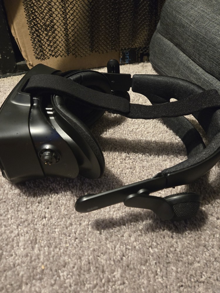 Valve Index 2.0 Lighthouses & Etc