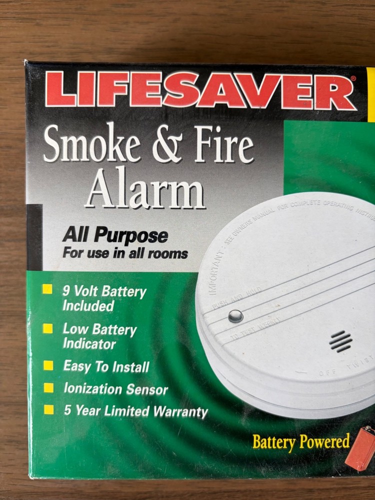 Kidde Lifesaver Smoke/Fire Alarm Model #0915 Basic Battery Powered