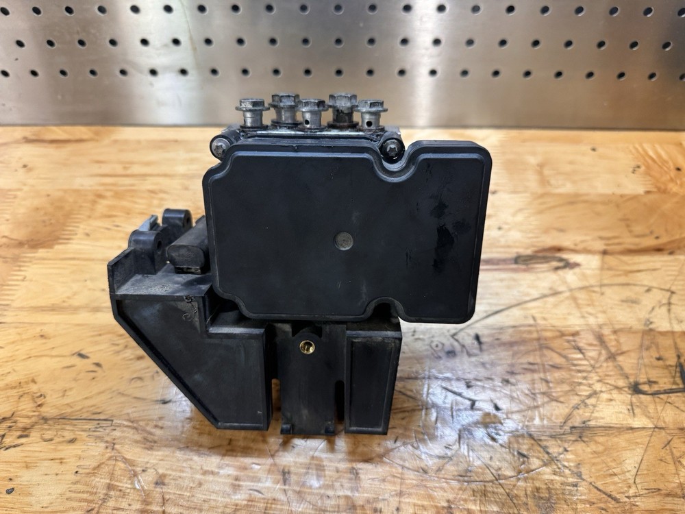 2017-2019 Harley Davidson Road King ABS Control Module