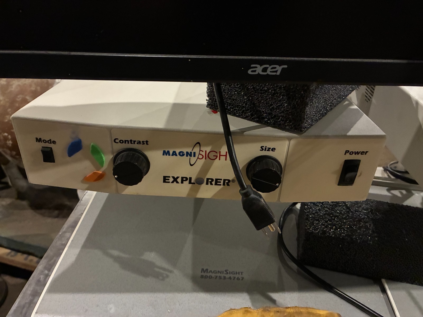 MAGNISIGHT EXPLORER HD 24" VIDEO MAGNIFIER