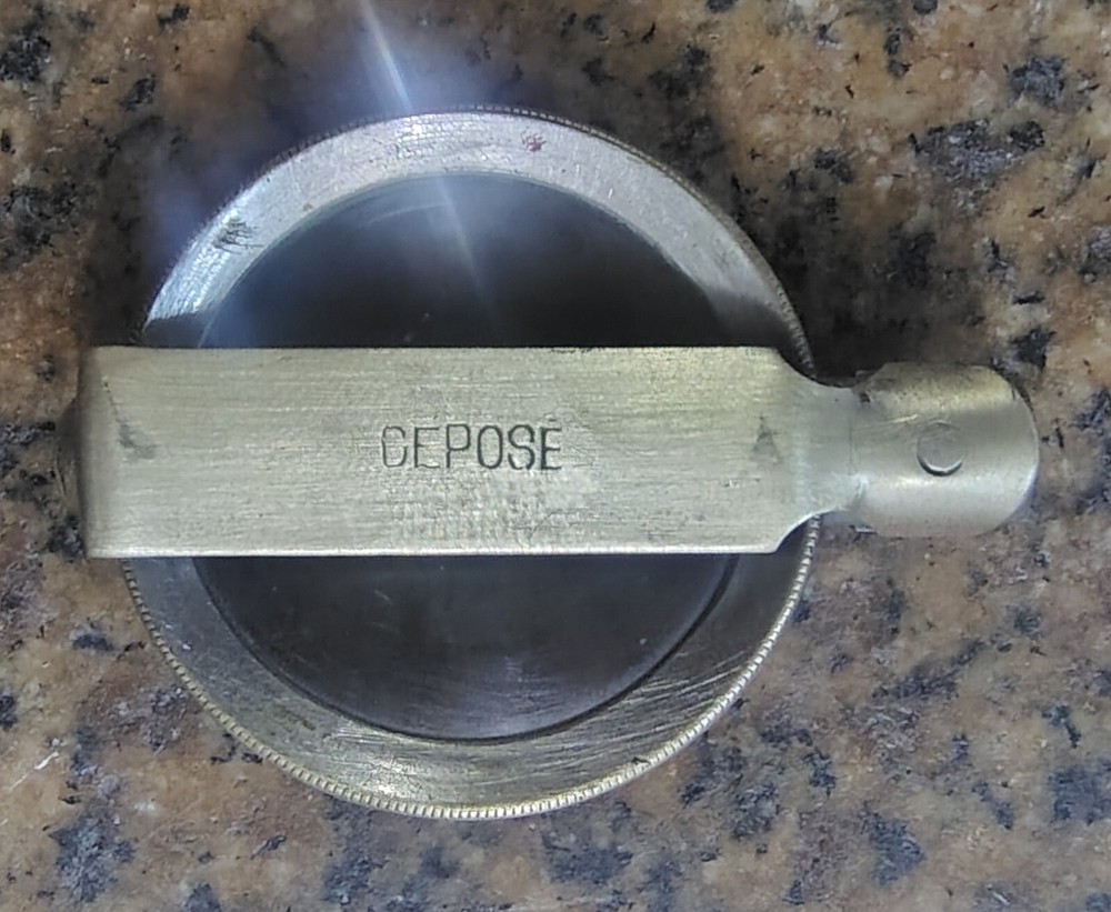 🗽 VINTAGE DEPOSE MAGNIFYING GLASS 🔍