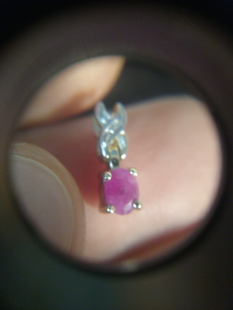0.8 Grams Han Diamond & Ruby Sterling Silver 925 Charm Pendant