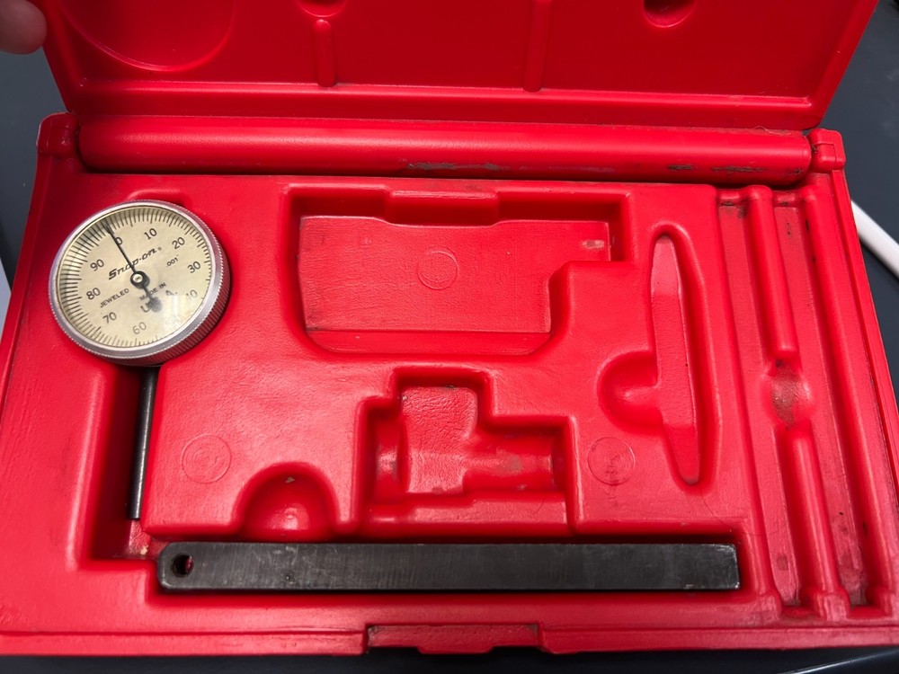 Snap On Universal Dial Test Indicator PMF 135 with Case