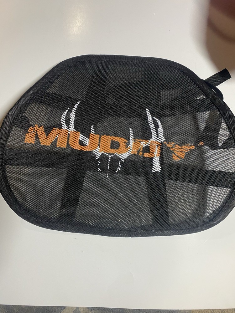 Wrap Around Tree Back Rest For Tree Stand Hunting