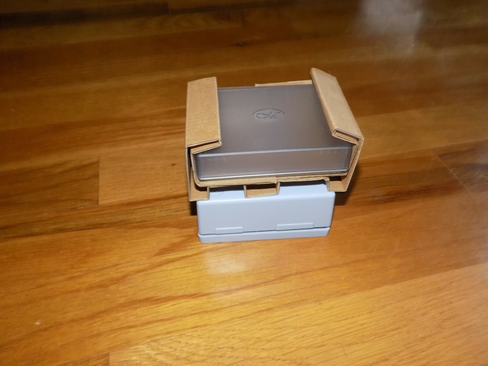 Creative Memories Square Maker Cuts 3/4" and 1" squares