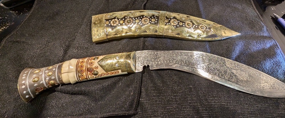 Gurkha Kukri knife / Short Sword