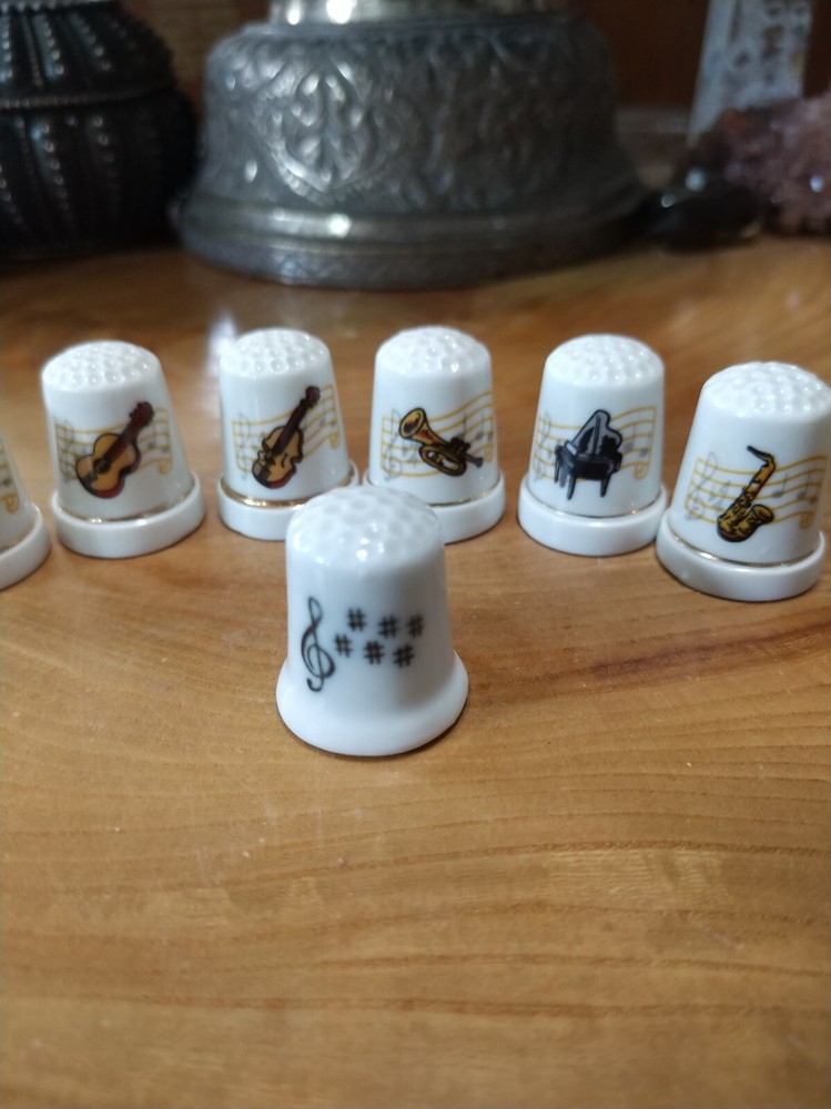 7 vintage ceramic musical instruments thimbles