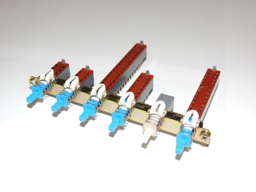SANSUI SE-8X   EQ-Push Switch Assembly   07801000