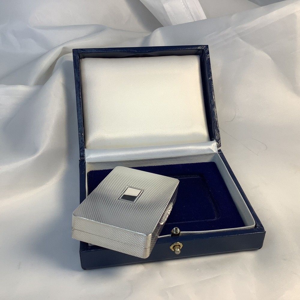 SNUFF/PILL/TRINKET BOX ‘PETER JOHN DOHERTY’ HM SILVER 84g ENGINE TURNED 2001