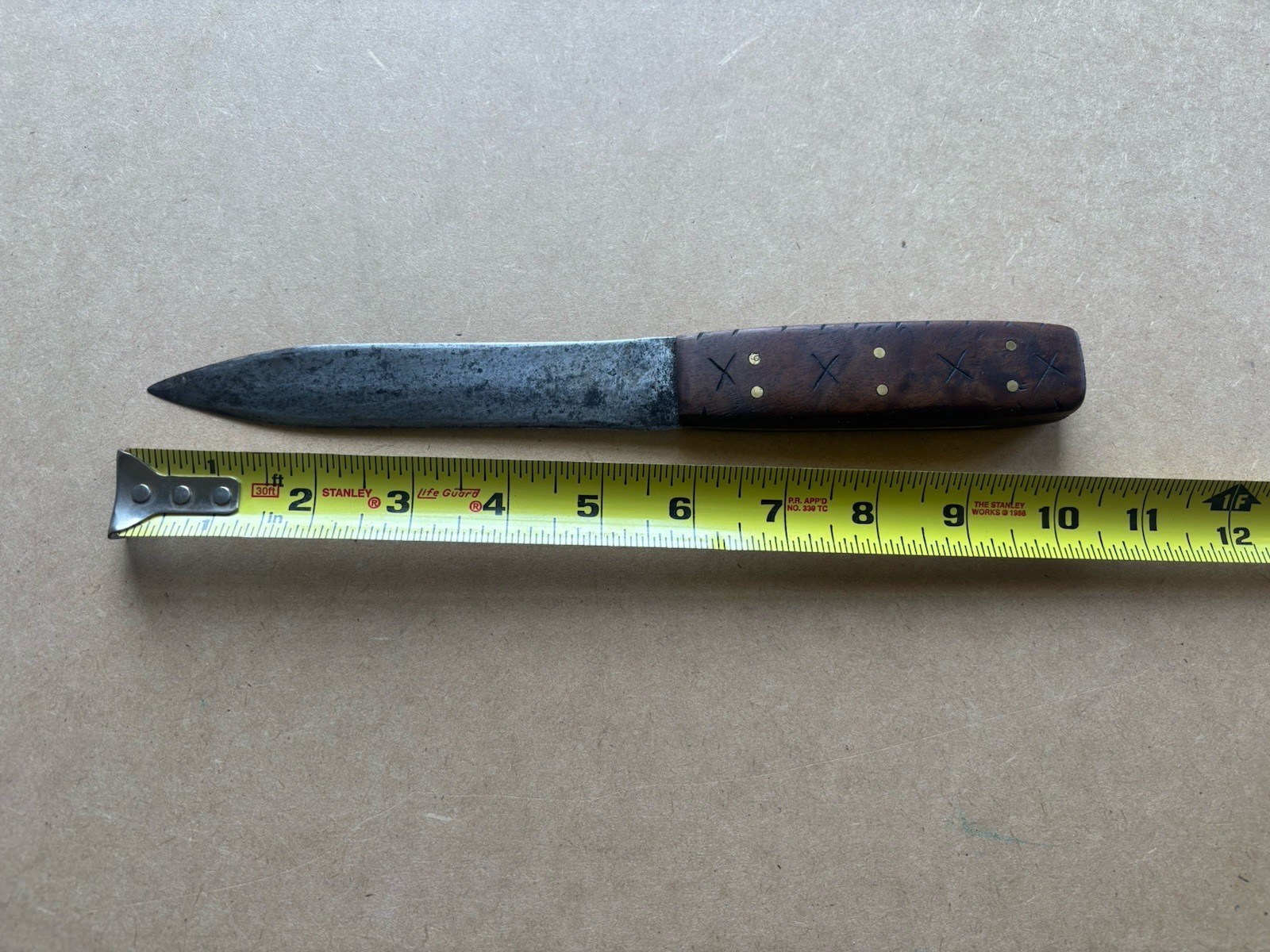 Vintage Custom Made Fixed Blade Knife. Unmarked.