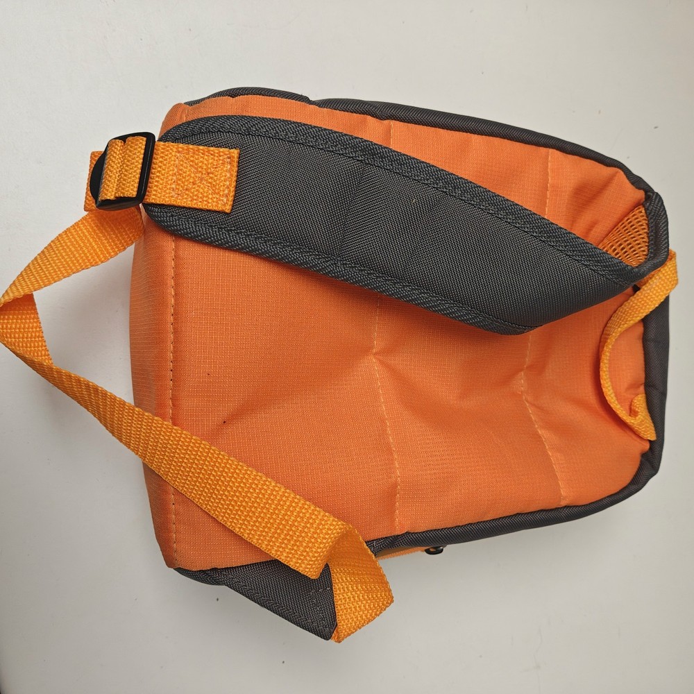 Skylanders Giants -Backpack Soft Carrying Case Adjust Shoulder Bag