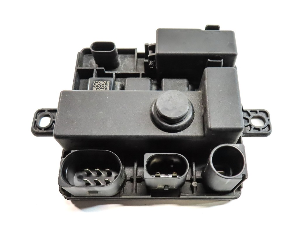 2011 BMW X5 (E70) 3.0L (N55) ENGINE INTEGRATED POWER DISTRIBUTION CONTROL MODULE