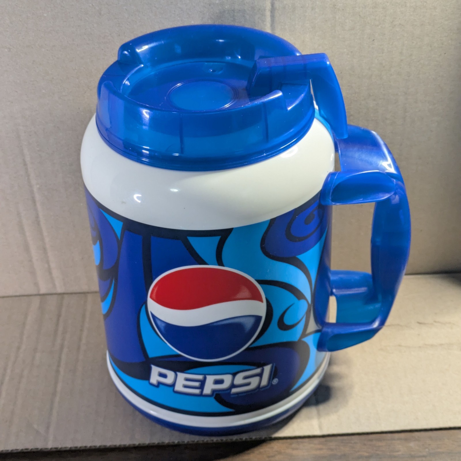 Pepsi 64 oz. Insulated Mug Jug Whirley USA Jumbo with Lid Blue Travel Cup Logo