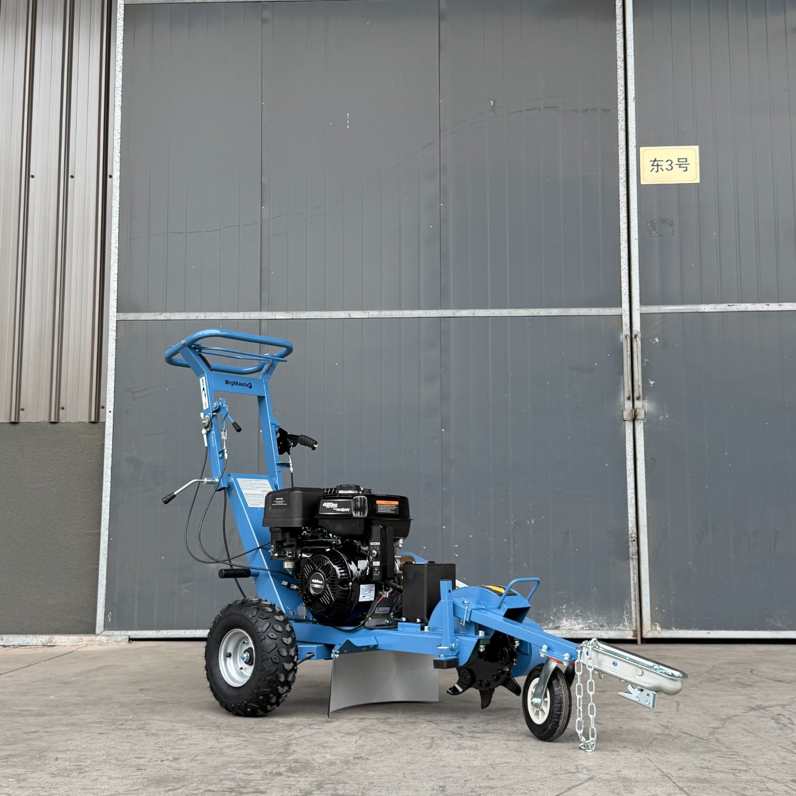 Stump Grinder 15HP 420cc Walk-behind, Electrec Start, 15 Cut Height/10 Cut Depth