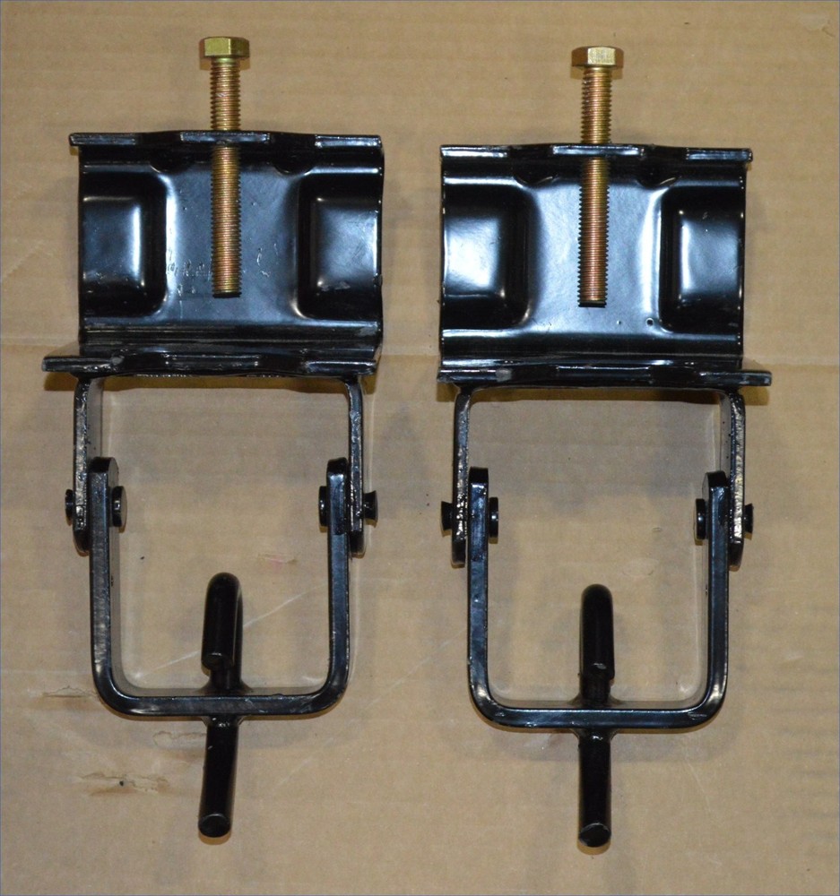 Curt Snap-Up Brackets for Weight Distribution Systems 17062