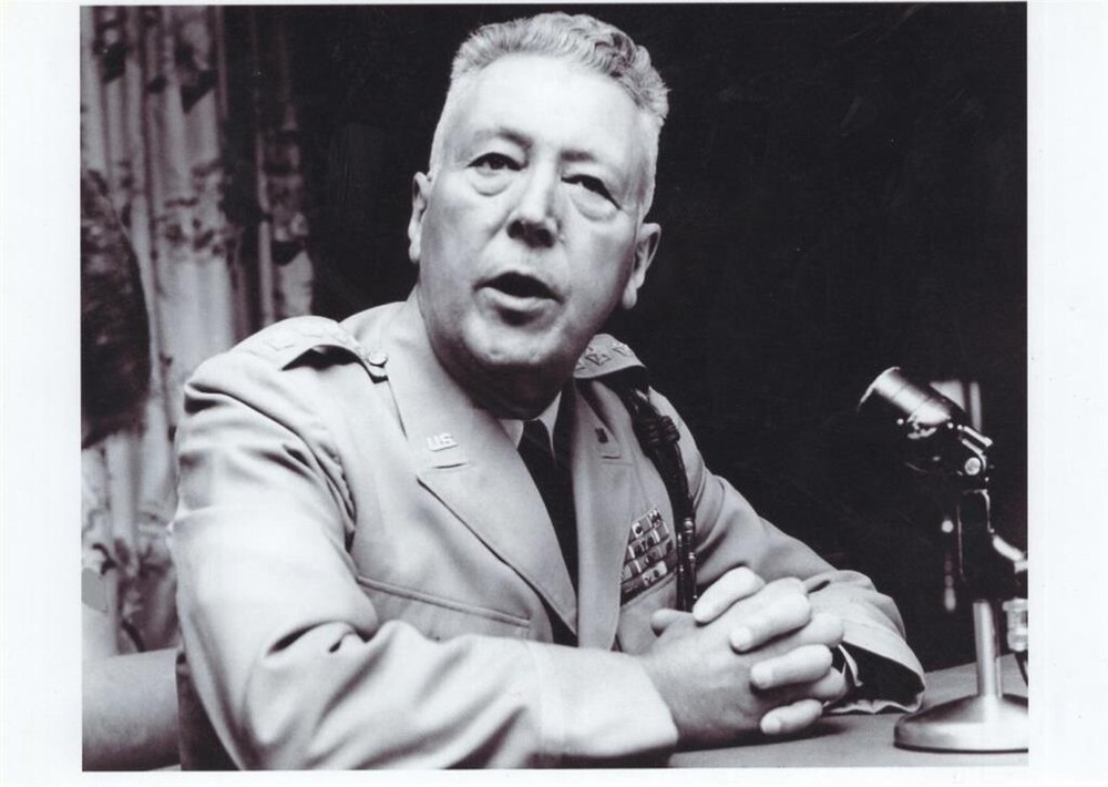 Bruce Cooper Clarke- Signed Handwritten Note (Army General)