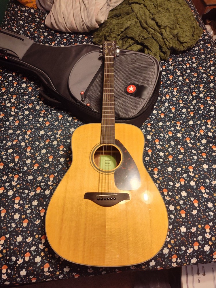 Yamaha FG800J Dreadnought Acoustic Guitar, Solid Spruce Top