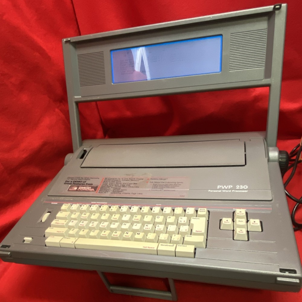 Smith Corona PWP 230 Word Processor 16-Line Backlit Display Built-in Disk Drive
