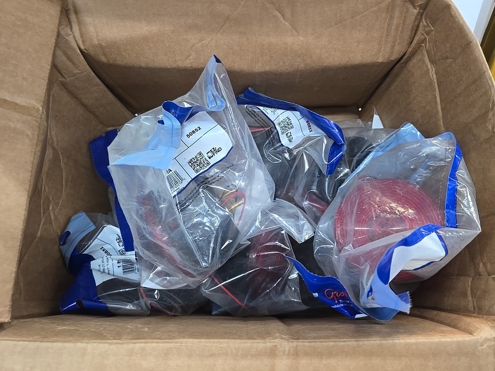 8 Units : Grote 50852 4" Two-Stud Stop Tail Turn Light