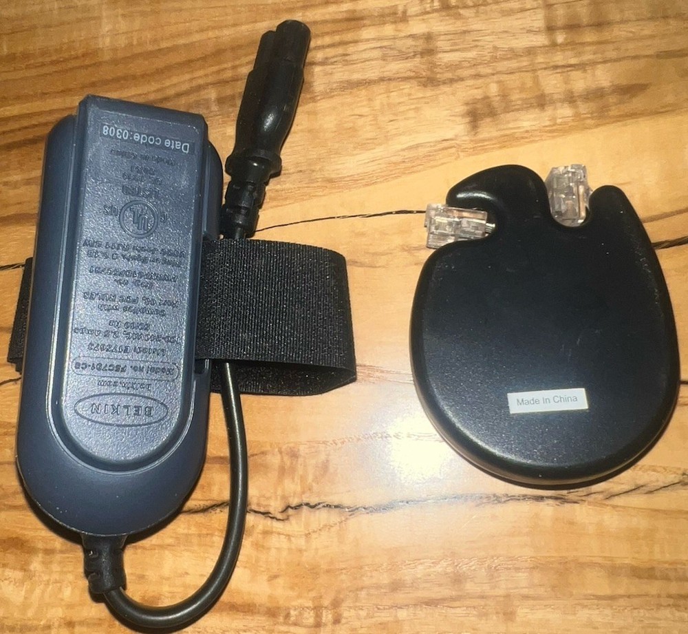 Belkin Notebook Travel Surge Protector Pack & Retractable Dial-Up Patch Cord