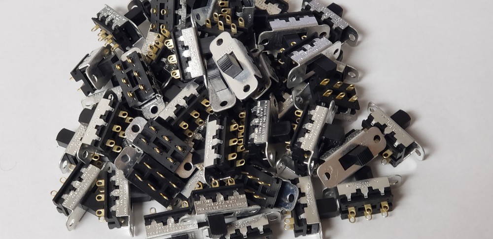 SWITCHCRAFT Lg-7/8" 125VAC 1.5A (50PCS)