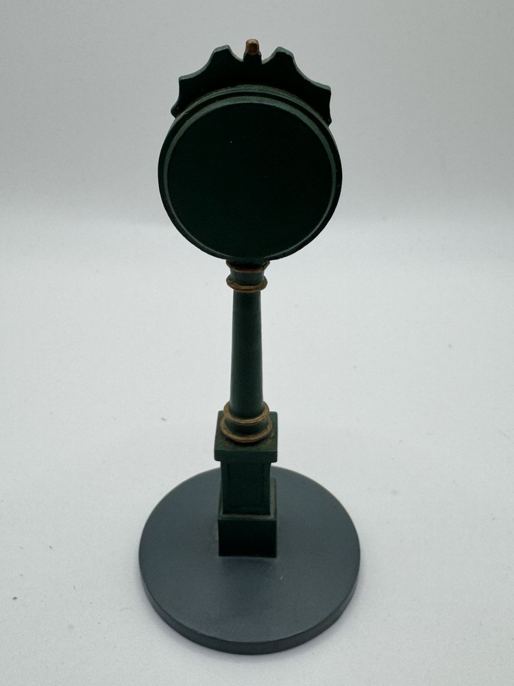 Hawthorne Miniatures 91701 Clock 1996 - Needs A Battery