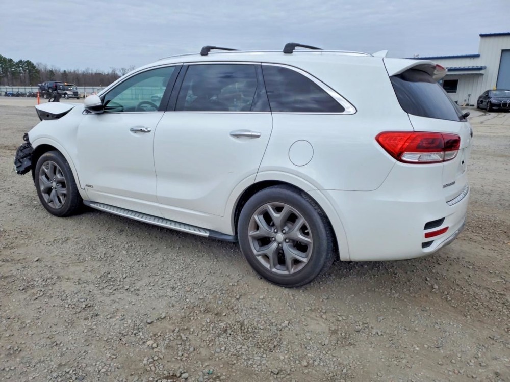 SORENTO 2016 Glove Box 5035181