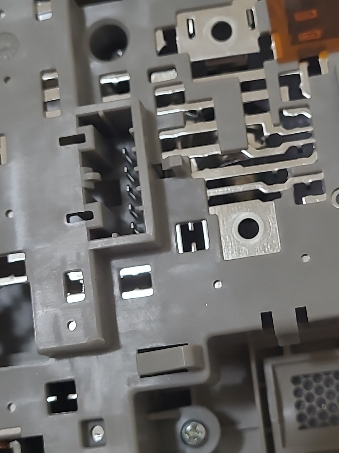 2018-2021 MAZDA 6 FRONT ROOF OVERHEAD CONSOLE DOME LIGHT KD4569971 TRIM_GT7