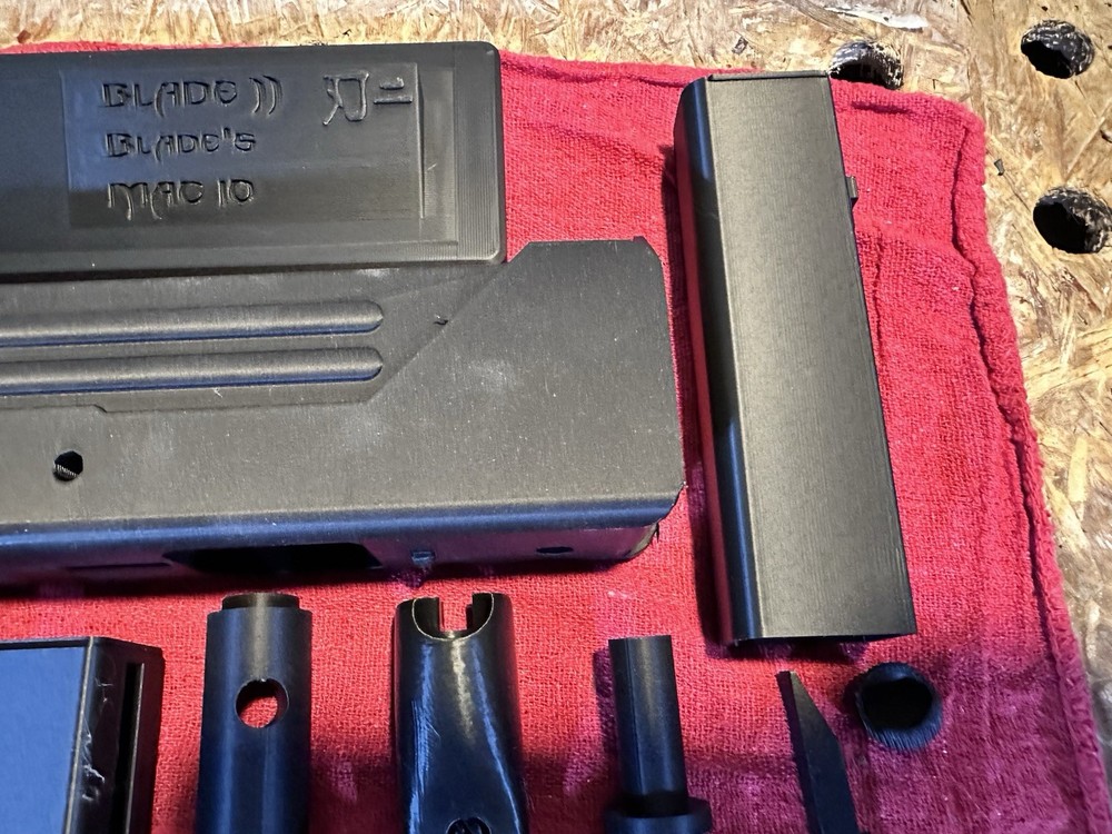 Blade 2 Wesley Snipes Mac 10 Replica Prop - 3D Printed Kit