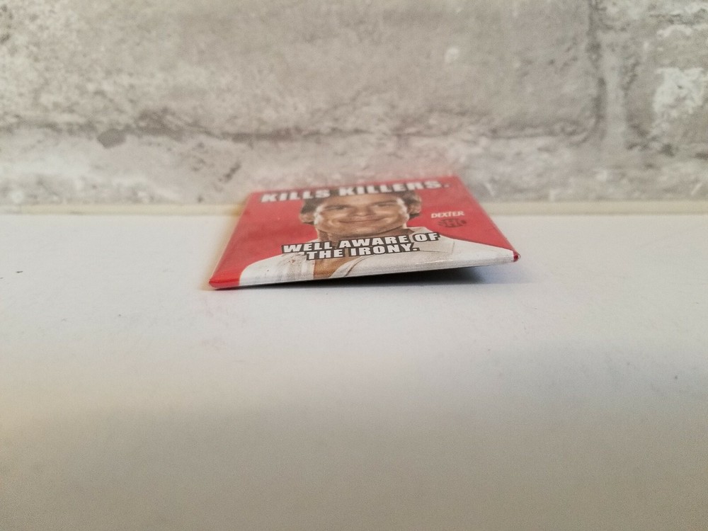 Dexter Kills Killers Button Pin 2012 Michael Hall TV Showtime SDDC Comic Con