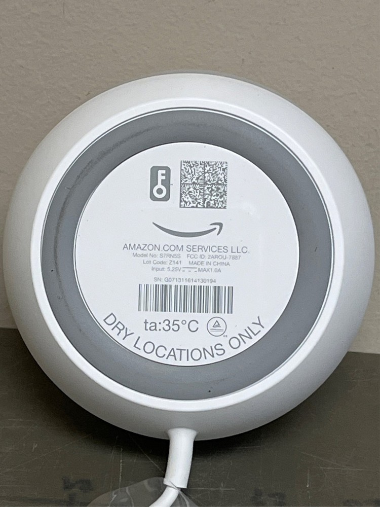 Amazon Echo Glow Multicolor Smart Lamp in White 1