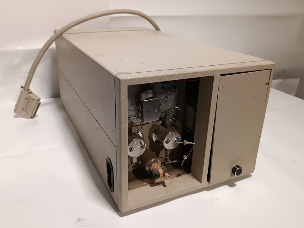 Millipore - Waters 600 Multisolvent Delivery System - Fluid Unit