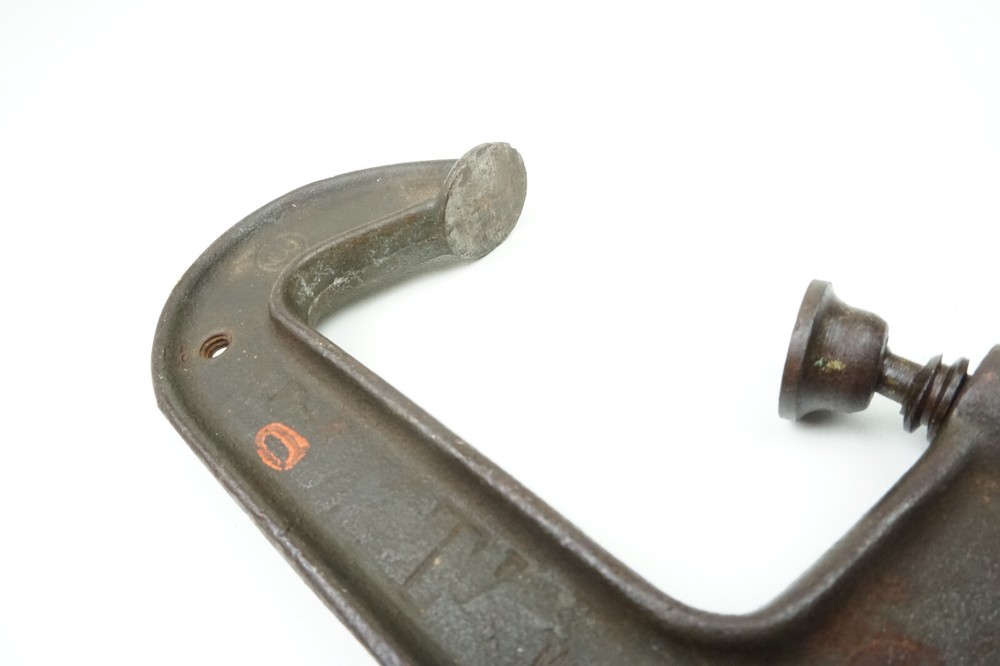 Vintage Circle P 3" C Clamp