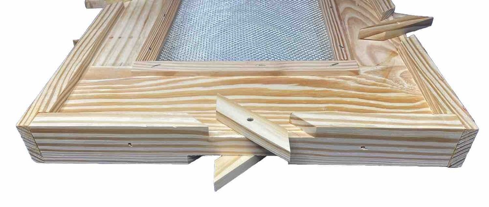 8 Frame Pine Double Screen Board (Snelgrove) for Langstroth bee hive