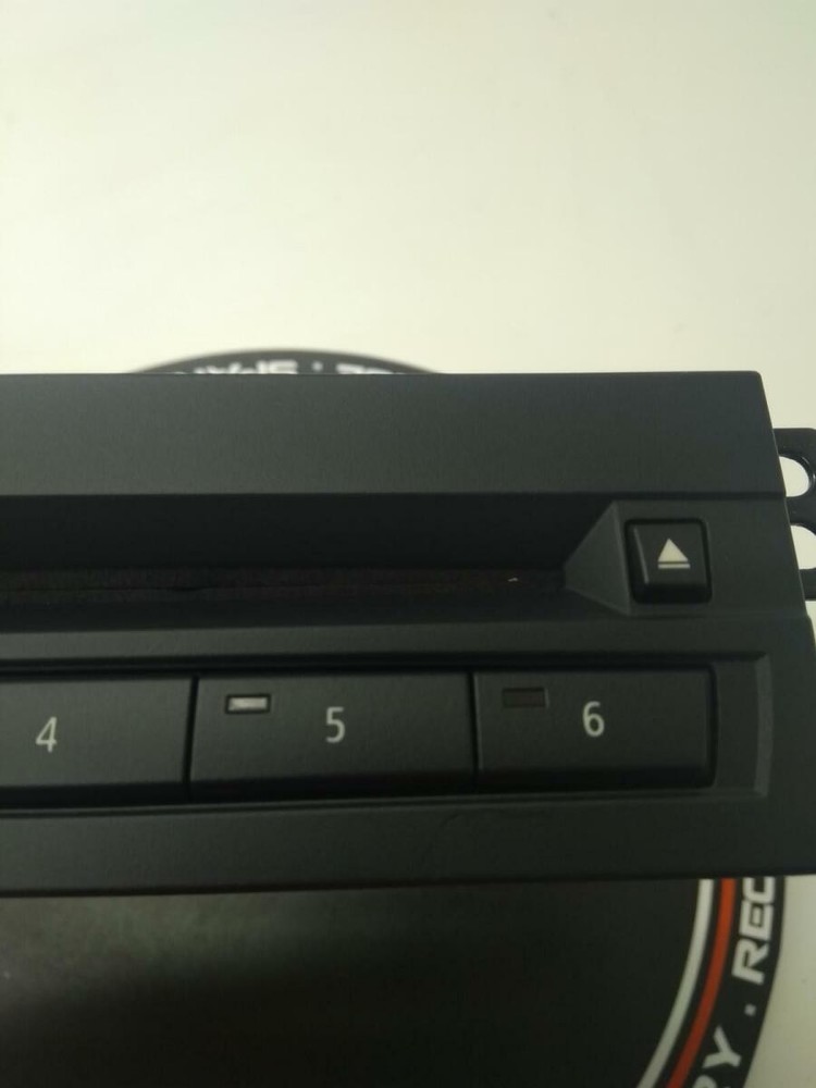 BMW X6 2010 E71 6 Disc CD Changer 9209758