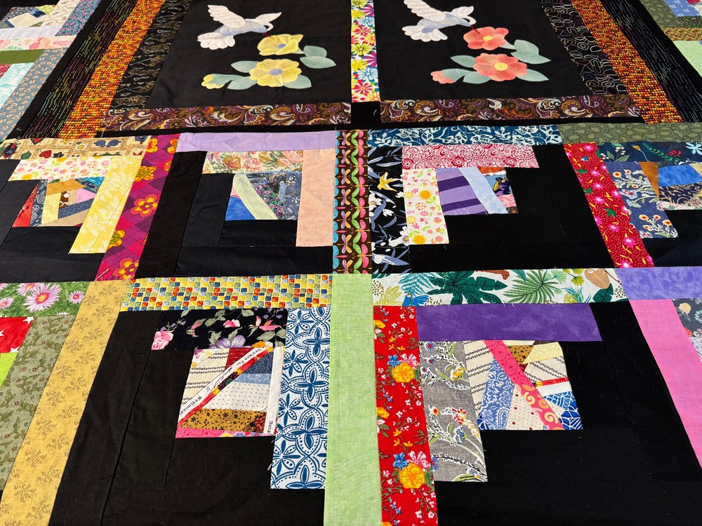 CaKing Size Machine pieced LogCabin patchwork quilt top #6-10A Made in USA