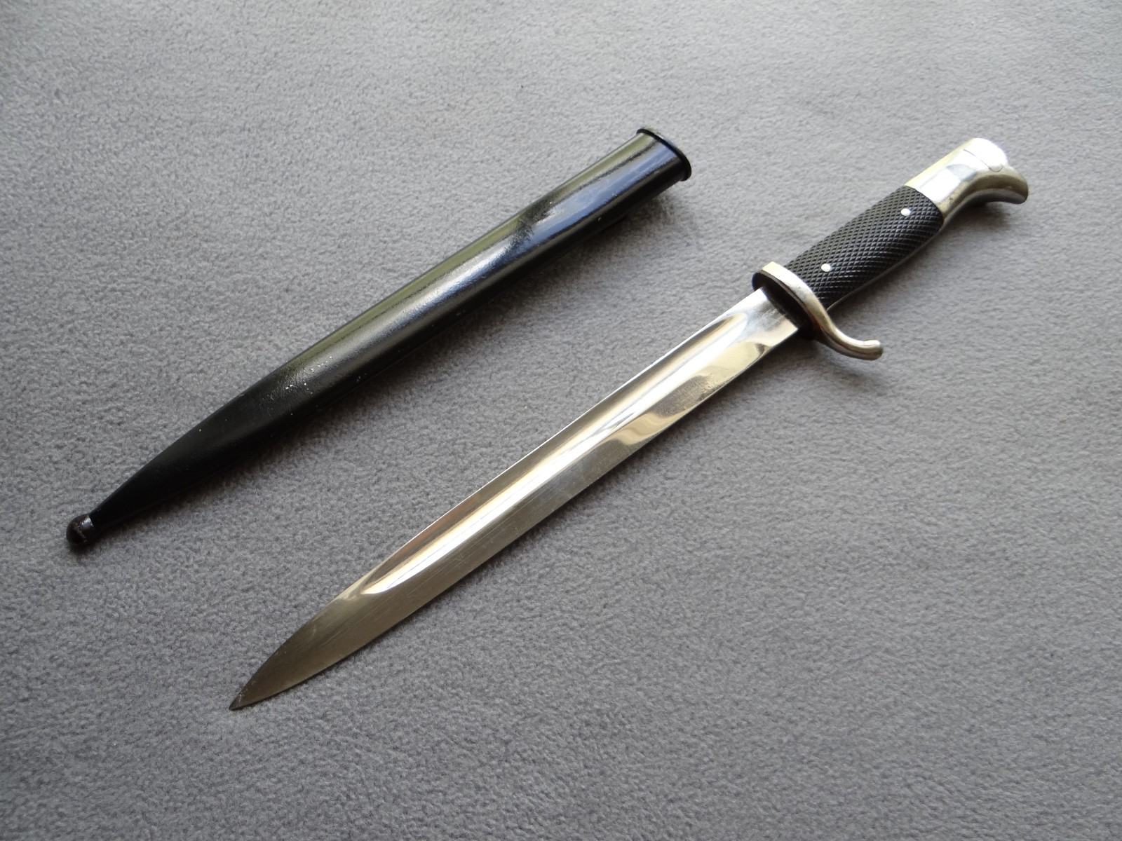 German WKC Knight Head Dress Bayonet with Metal Scabbard, WWII