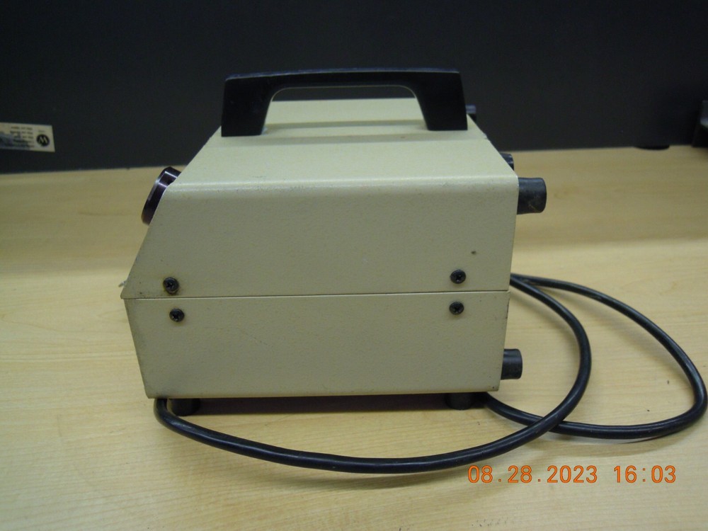McBAIN INSTRUMENTS FOI-1 Fiber Optic Halogen Illuminator #A33