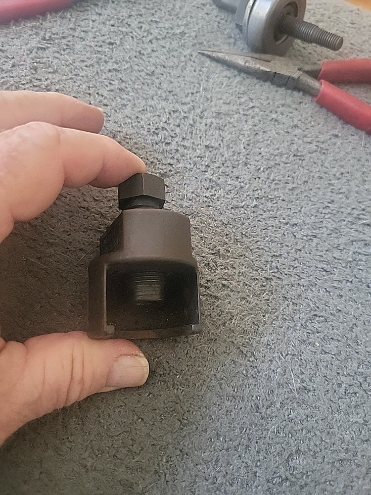 Kent Moore Speciality Puller J-34689