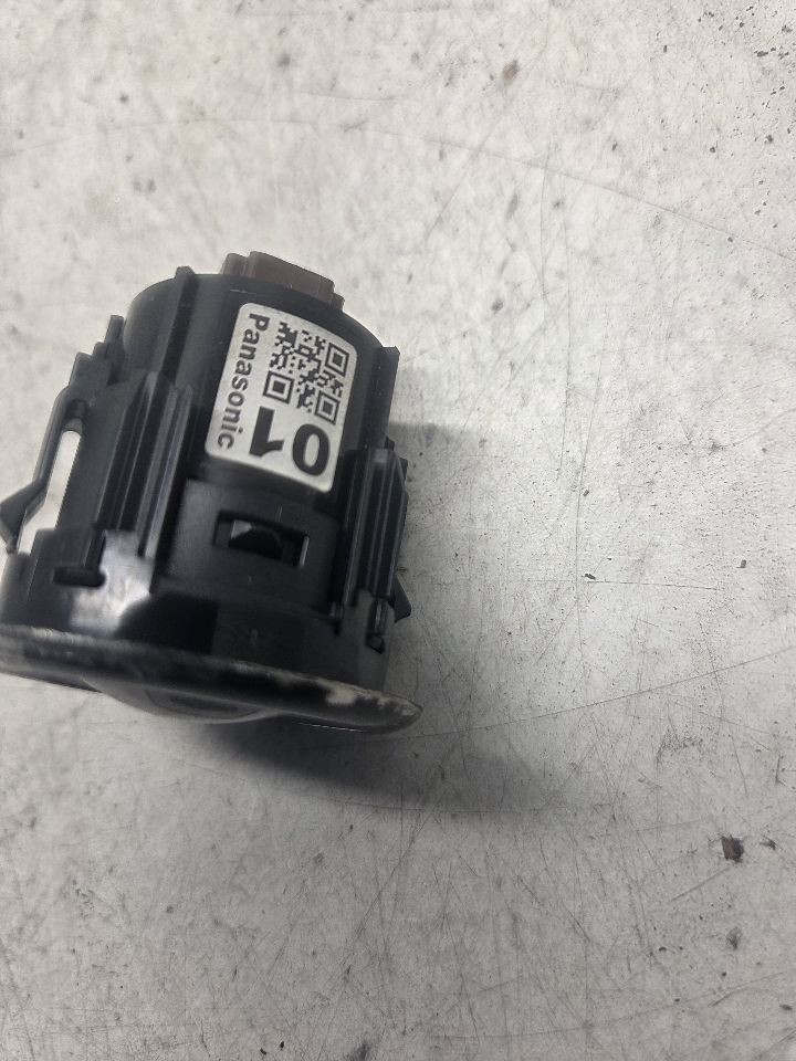 Ignition Switch Fits 2016-2024 TITAN XD OEM