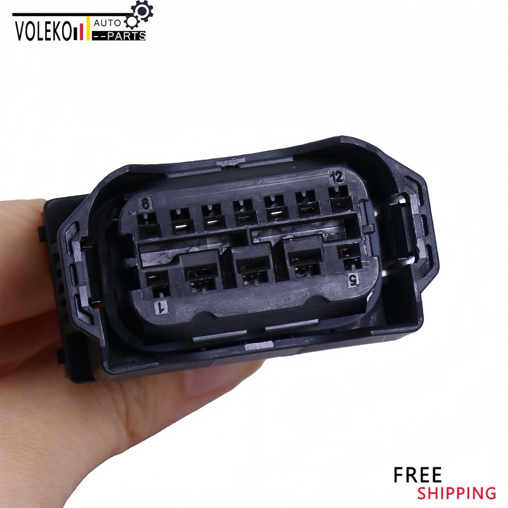 2PCS Headlight Plug For BMW E90 LCI E91 E92 E93 3 Series 61132359991